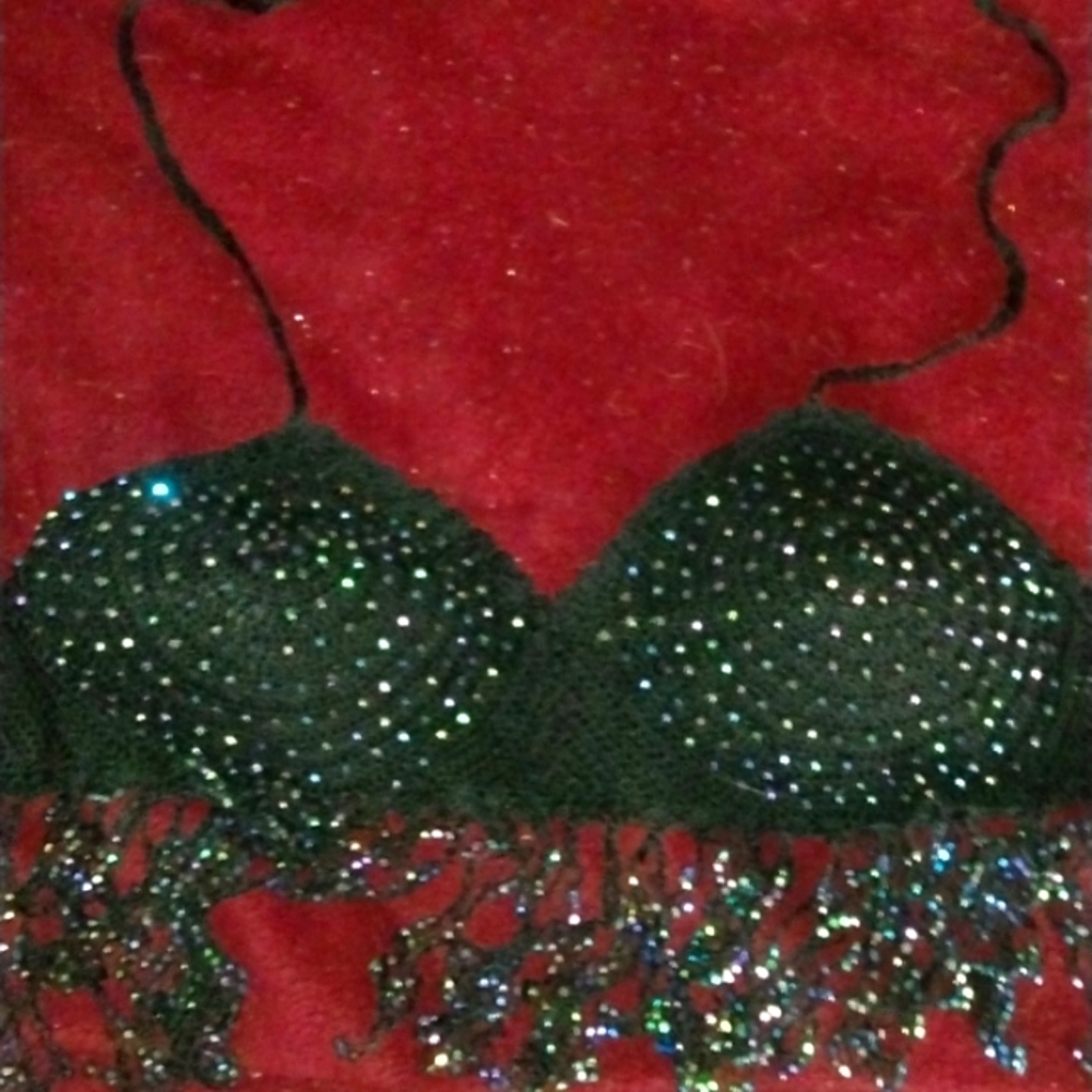 D&T black woven sequin top